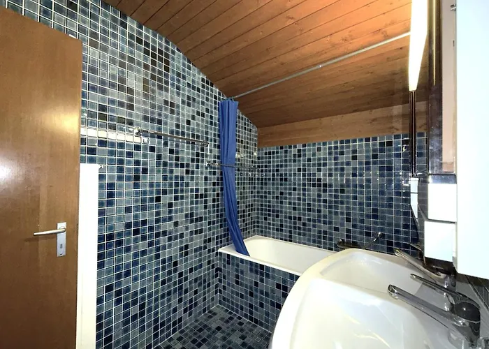 Clabina 32 * لوكباد